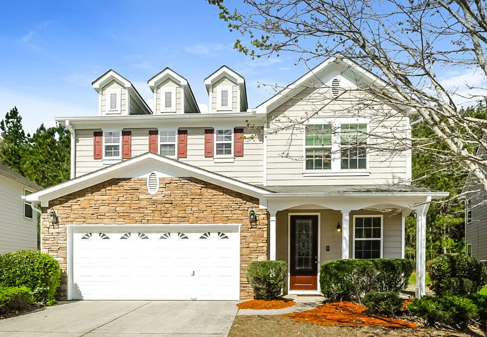 2110 Valley Creek Dr