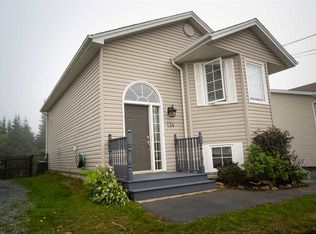 134 Vicky Cres, Eastern Passage, NS B3G1T3