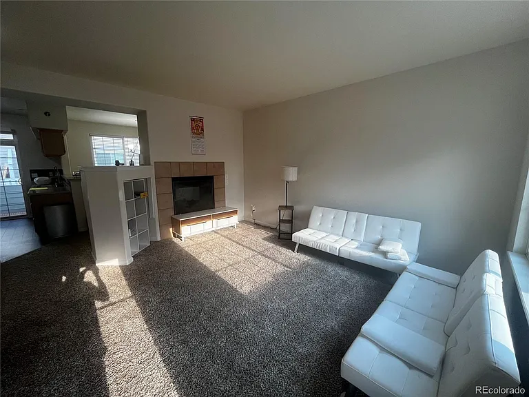 16901 E Warren Pl #B — Photo 3
