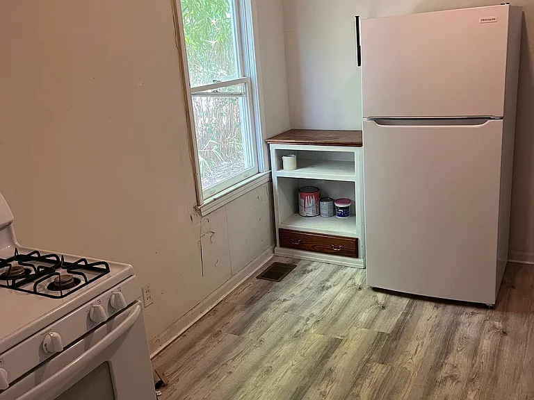 485 Glenwood Pl SE — Photo 9