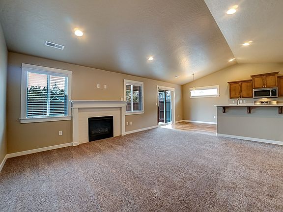 4th image of 1746 NE Janice Way