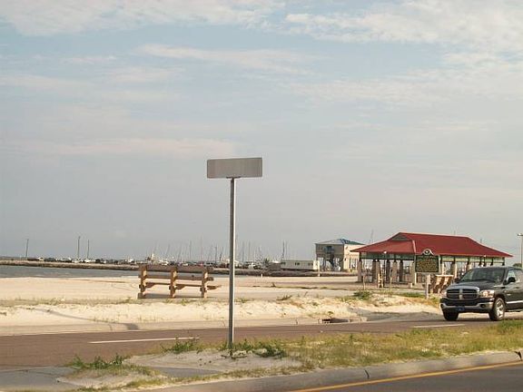  Long Beach Harbor