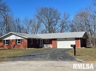 9004 141st St W, Taylor Ridge, IL 61284