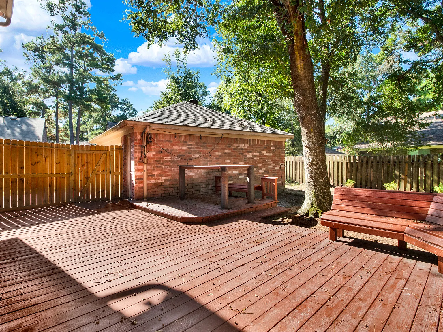 4 bed, 2.5 bath, 2000 sqft, $2,700 — Photo 4
