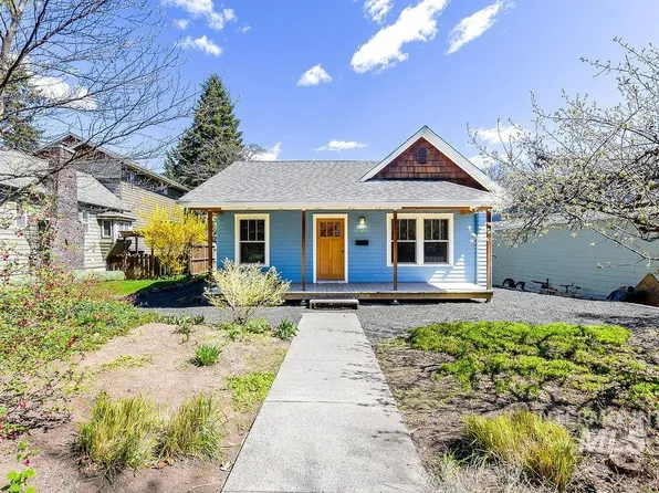 512 N Lincoln St, Moscow, ID 83843