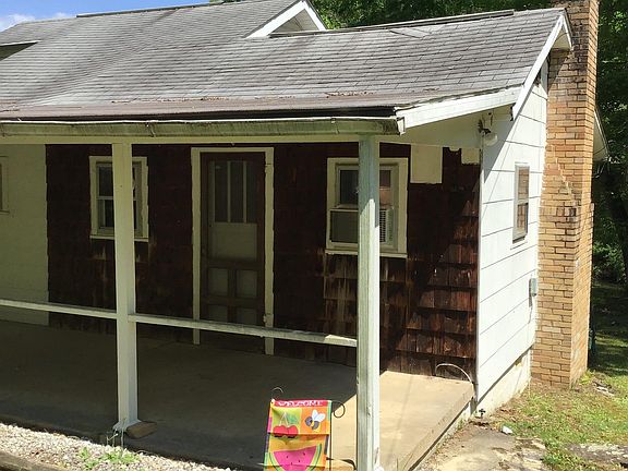 4th image of 33 Woodhaven Ln