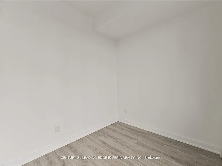 42 Charles St E #2309 — Photo 22