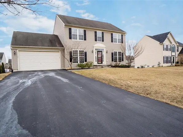 5921 Monocacy Dr, Bethlehem, PA 18017