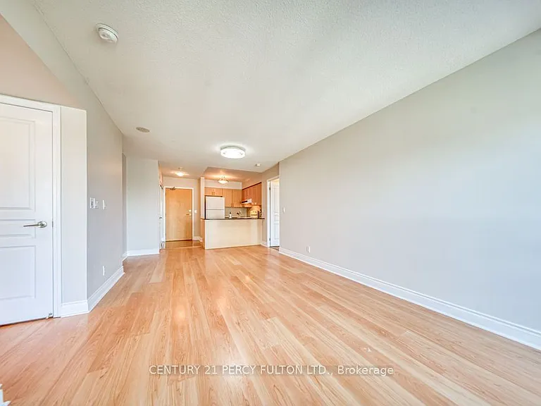 55 S Town Centre Blvd #601 — Photo 15