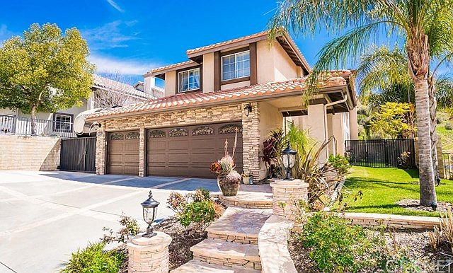 1st image of 28756 Park Woodland Pl