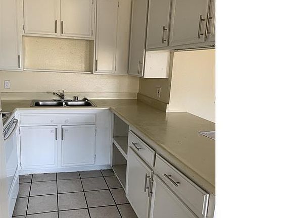 3rd image of 4388 Delta St #9