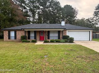 5068 Raintree Dr, Jackson, MS 39272