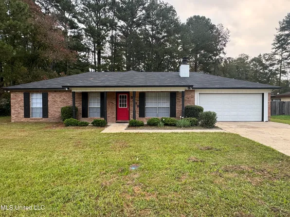 5068 Raintree Dr, Jackson, MS 39272