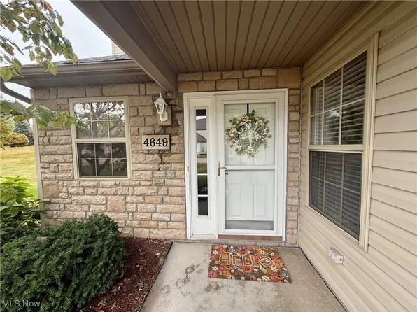 4649 Creekside Dr, Kent, OH 44240