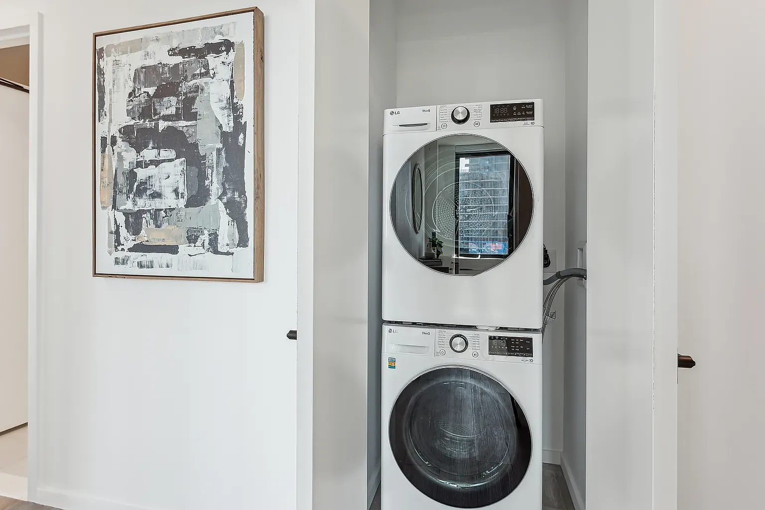 504 Sackett Street — Photo 3