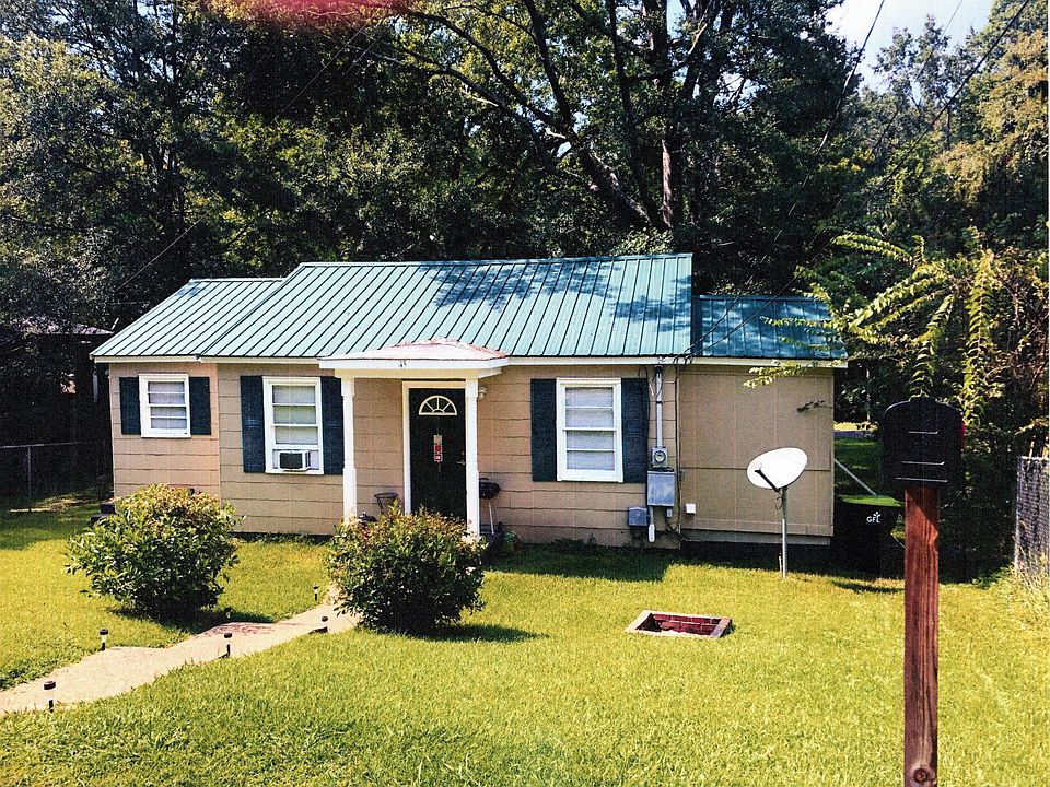1st image of 45 Lakeside Dr