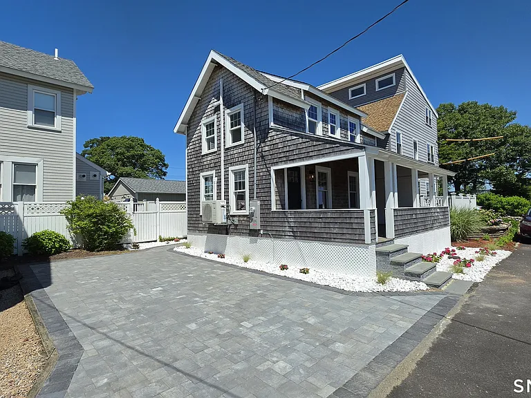 47 Cosey Beach Ave — Photo 2
