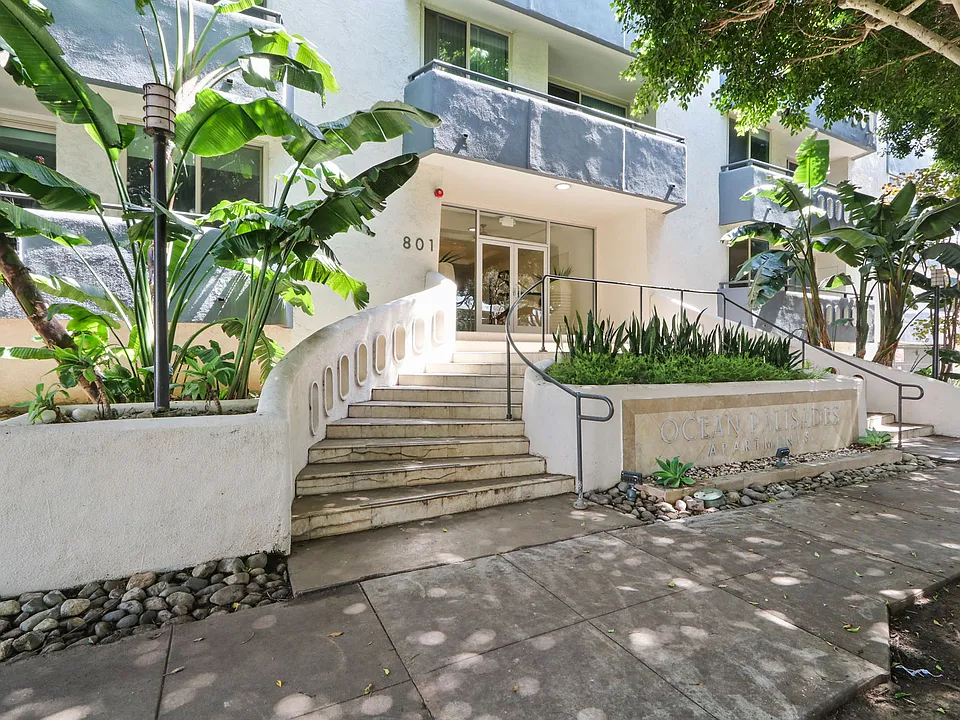 801 2nd Street