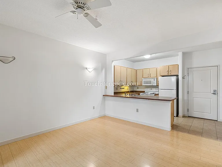 400 NE 100th Ave #109 — Photo 6