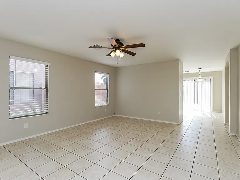 10849 E Carol Ave — Photo 4