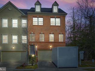 646 Bracey Dr, Glen Burnie, MD 21060