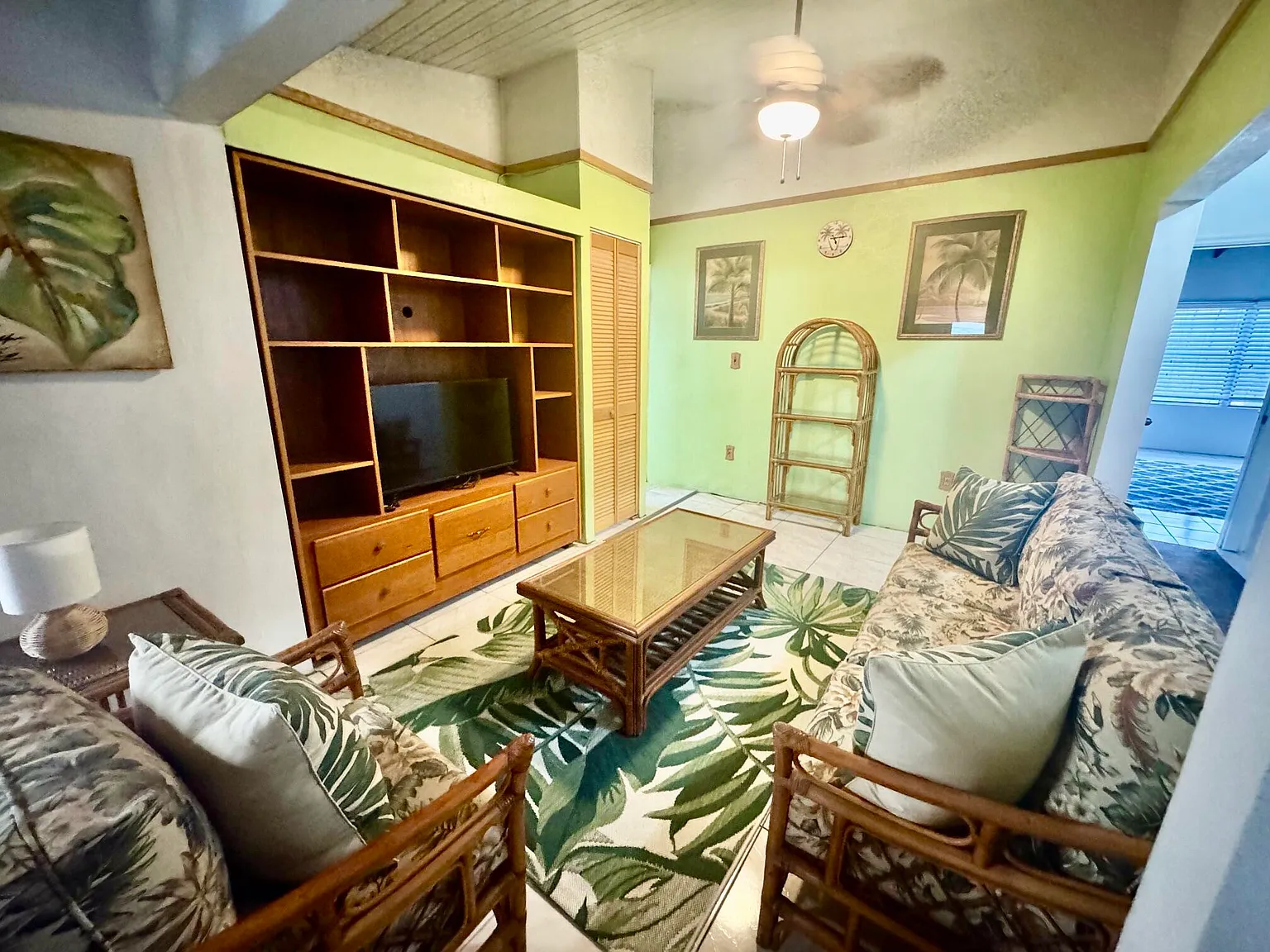 4 bed, $3,200 — Photo 3