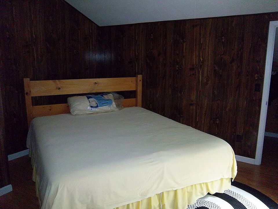 2nd image of 1312 Reservoir Rd
