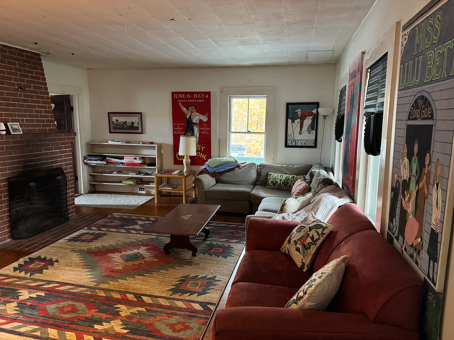 6 bed, 2287 sqft, $1,350 — Photo 2