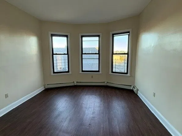 415 Summer Ave, Newark, NJ 07104