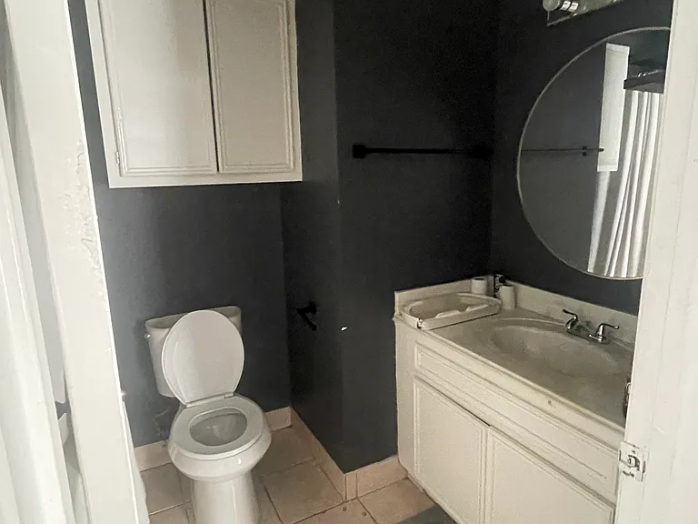 11000 Kinghurst Dr #113 — Photo 9