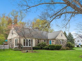 123 Moreland St, Worcester, MA 01609