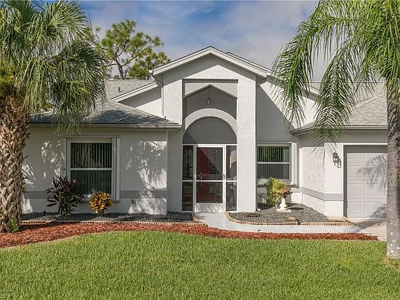 2nd image of 17639 Date Palm Ct