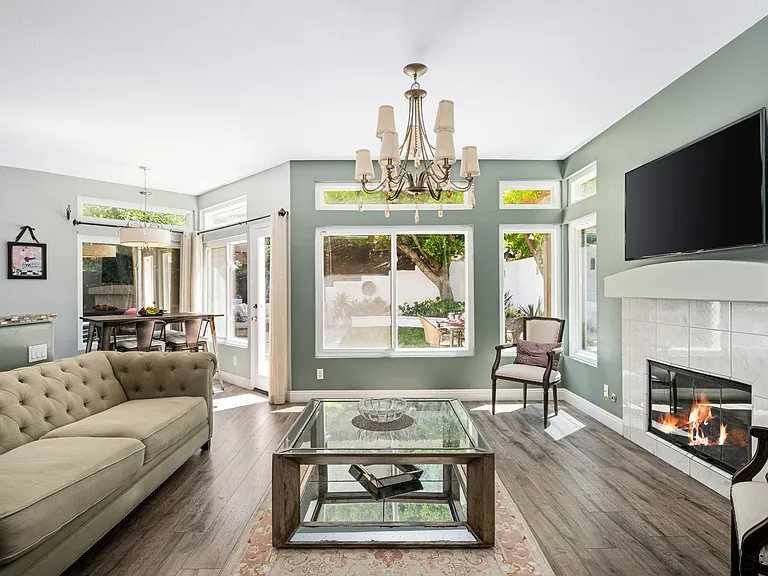 8212 E White Fir Ln — Photo 11