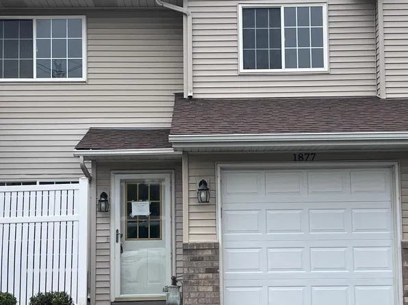 1877 Riverwood Dr #5, Burnsville, MN 55337