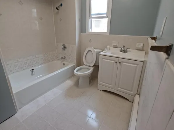 6106 Durham Avenue image 3 of 10