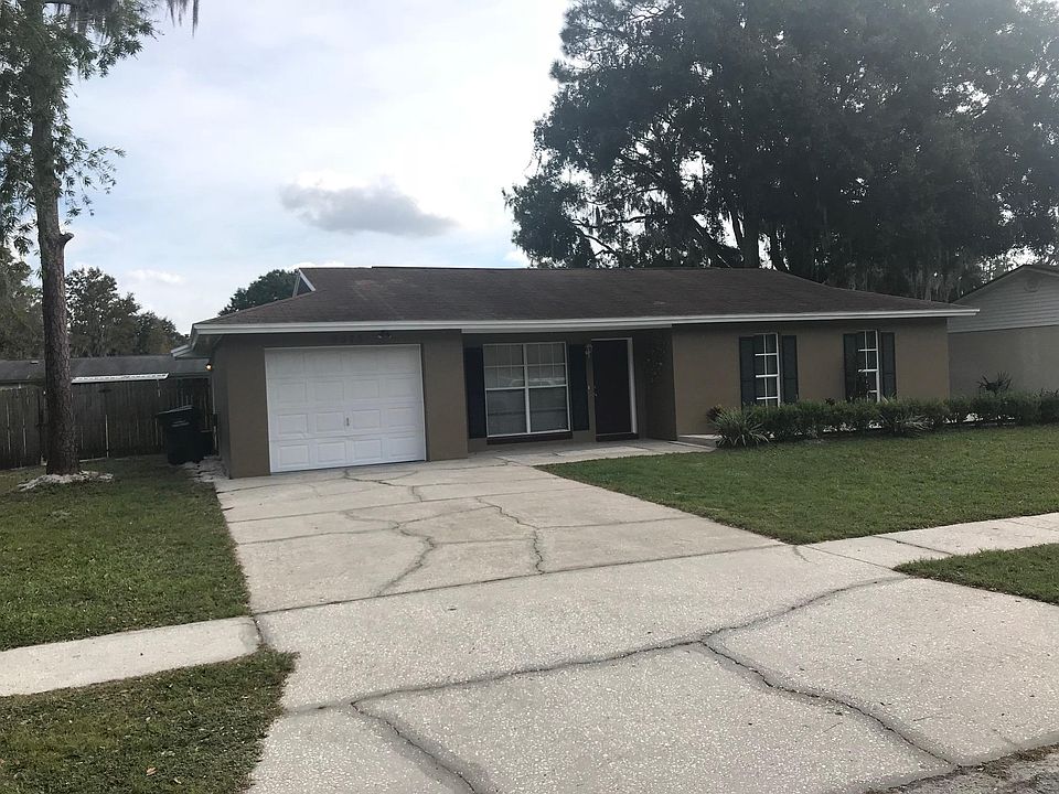 1st image of 5375 Misty Lake Dr