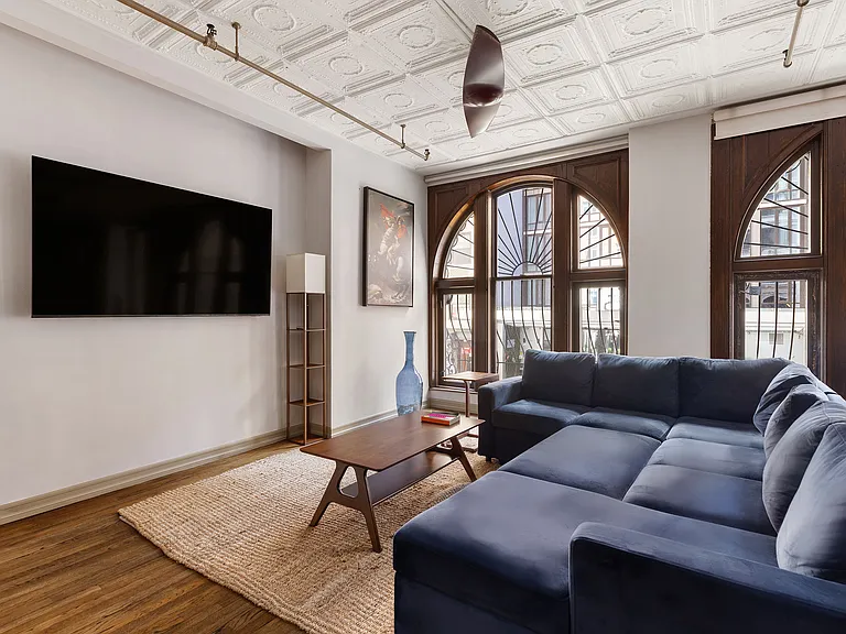 133-131 W 28th St #2A — Photo 4