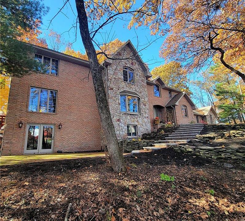 5404 Devonshire Ct, Laurys Station, PA 18059 Zillow