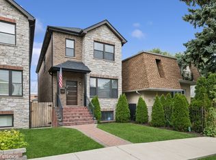 6436 W Dakin St, Chicago, IL 60634