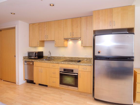 2nd image of 750 Van Ness Ave Unit 602