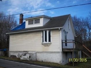2037 Main St, Claridge, PA 15623