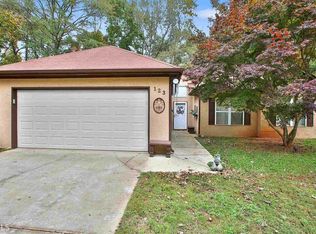 123 Cherub Ln, Sharpsburg, GA 30277