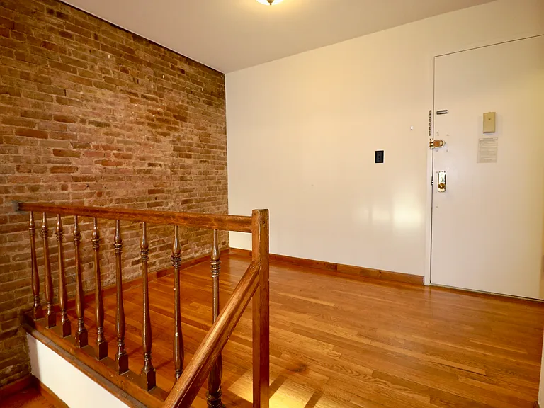 126 W 74th St #3A — Photo 4