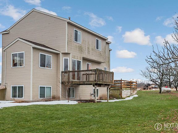 5th image of 9511 Lockard Ln NE