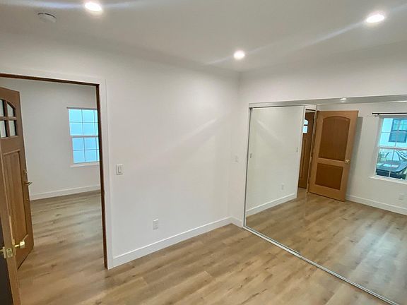 5th image of 3833 Brunswick Ave