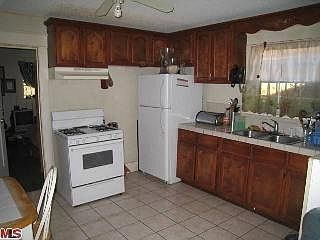 5th image of 1448 W 59th Pl