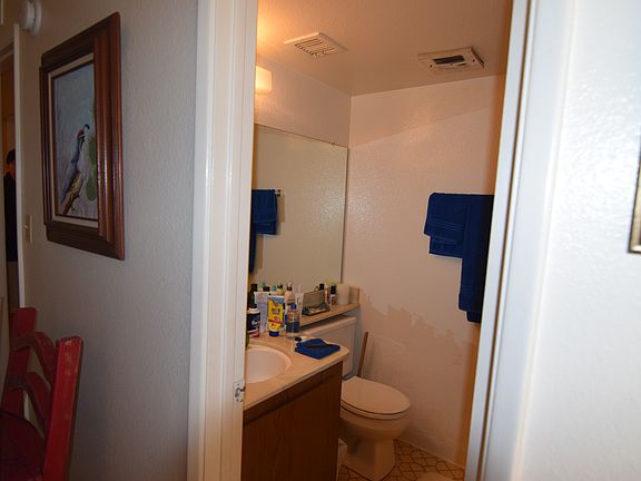 4th image of 3828 N 32nd St Unit 126