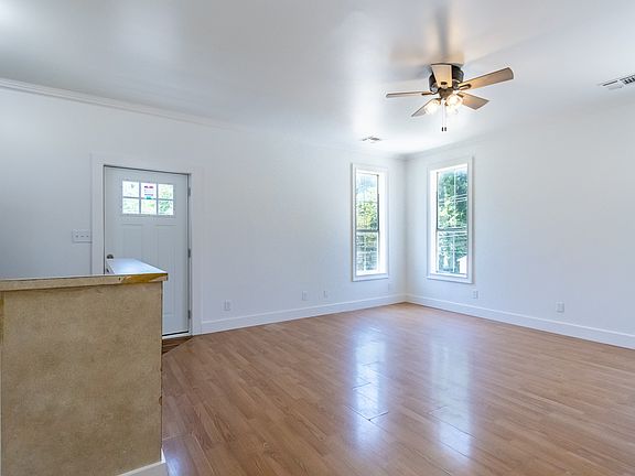 Living Room very spacious