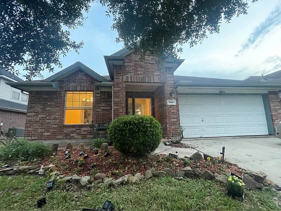 1st image of 6810 Atasca Creek Dr
