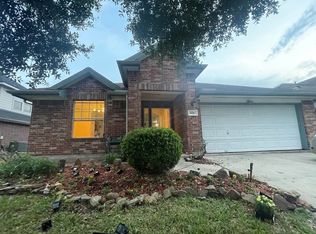 6810 Atasca Creek Dr, Humble, TX 77346
